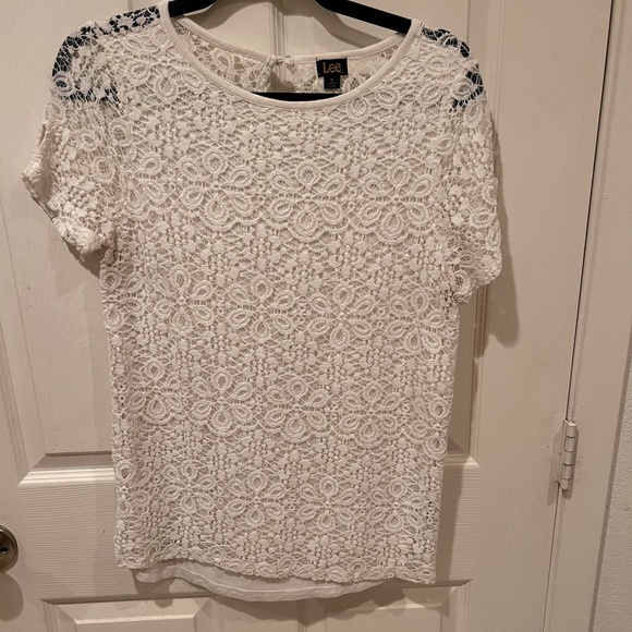 Lee Tops - Women’s lace crochet blouse